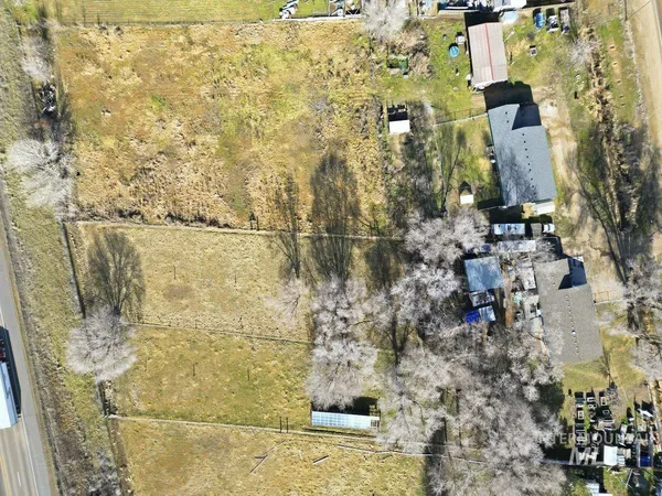 $575,000 | 28811 Old Highway 30, Caldwell, ID 83607
