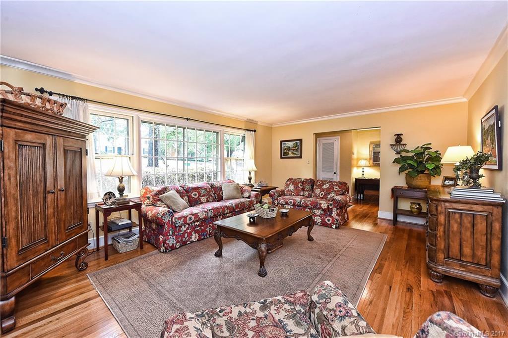 5410 Robinhood Road Charlotte, NC 28211 - Photo 4 of 24 Gallery Image 4