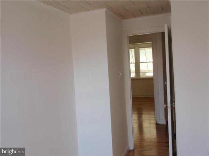 1820 Pennington Road Philadelphia, PA 19151 - Photo 5 of 12 Gallery Image 5