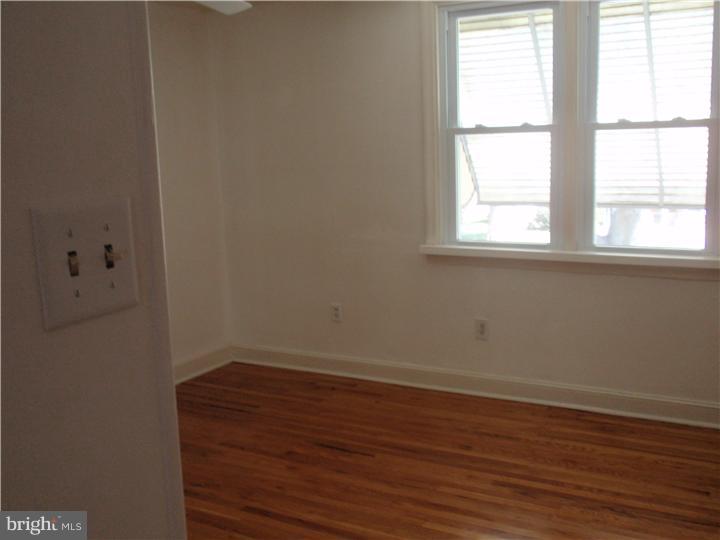1820 Pennington Road Philadelphia, PA 19151 - Photo 8 of 12 Gallery Image 8