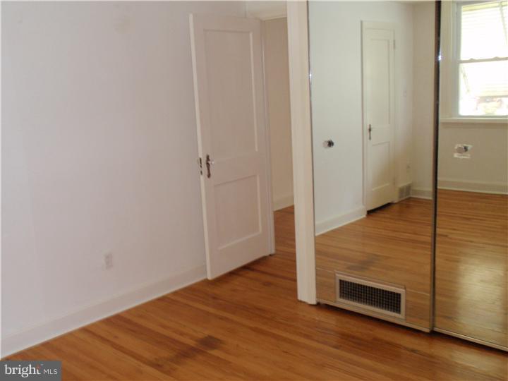 1820 Pennington Road Philadelphia, PA 19151 - Photo 9 of 12 Gallery Image 9
