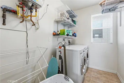 $975,000 | 12001 Jackson Square Court, Hawthorne, CA 90250