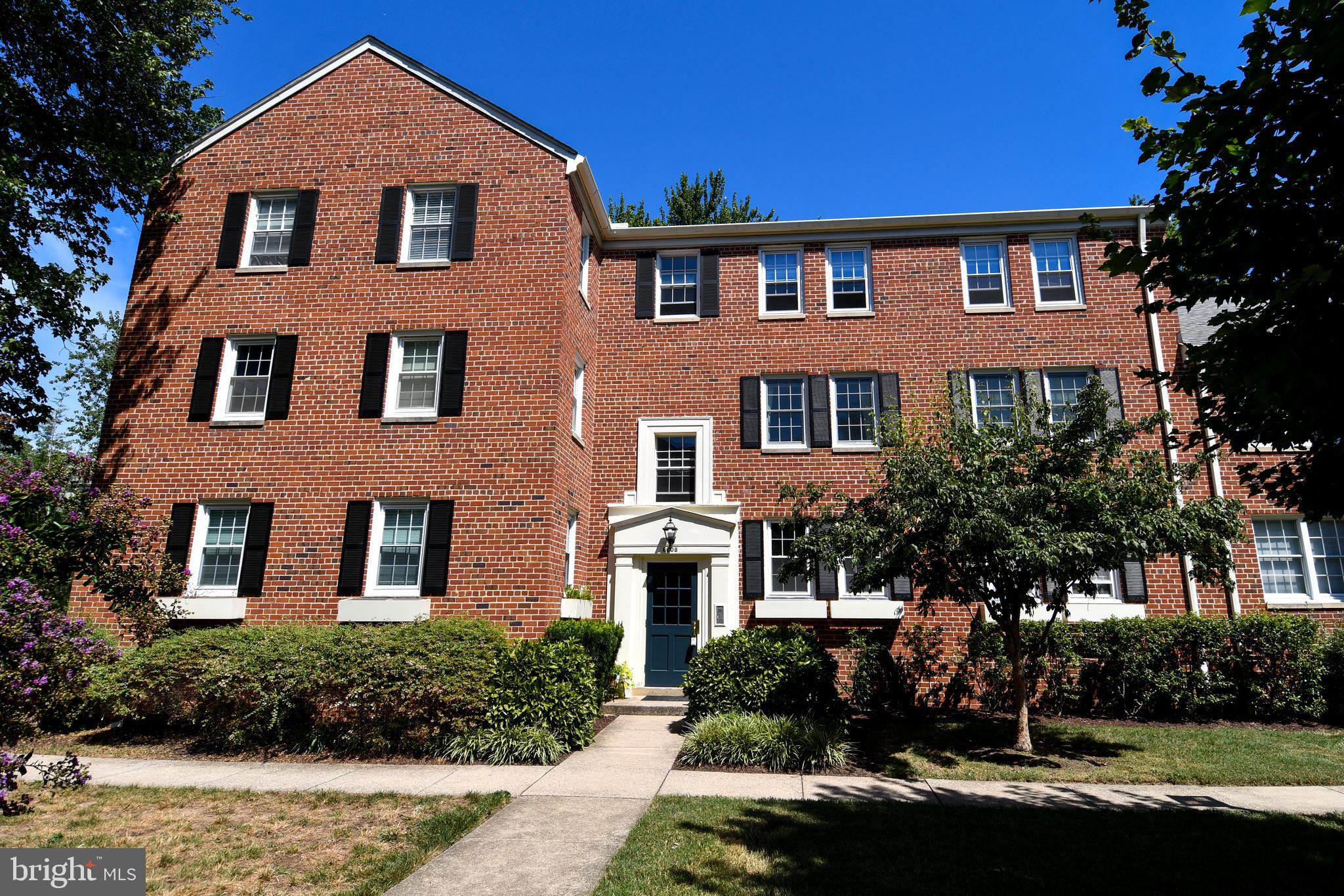 6608 Potomac Avenue, Unit B2 Alexandria, VA 22307 - Photo 2 of 34