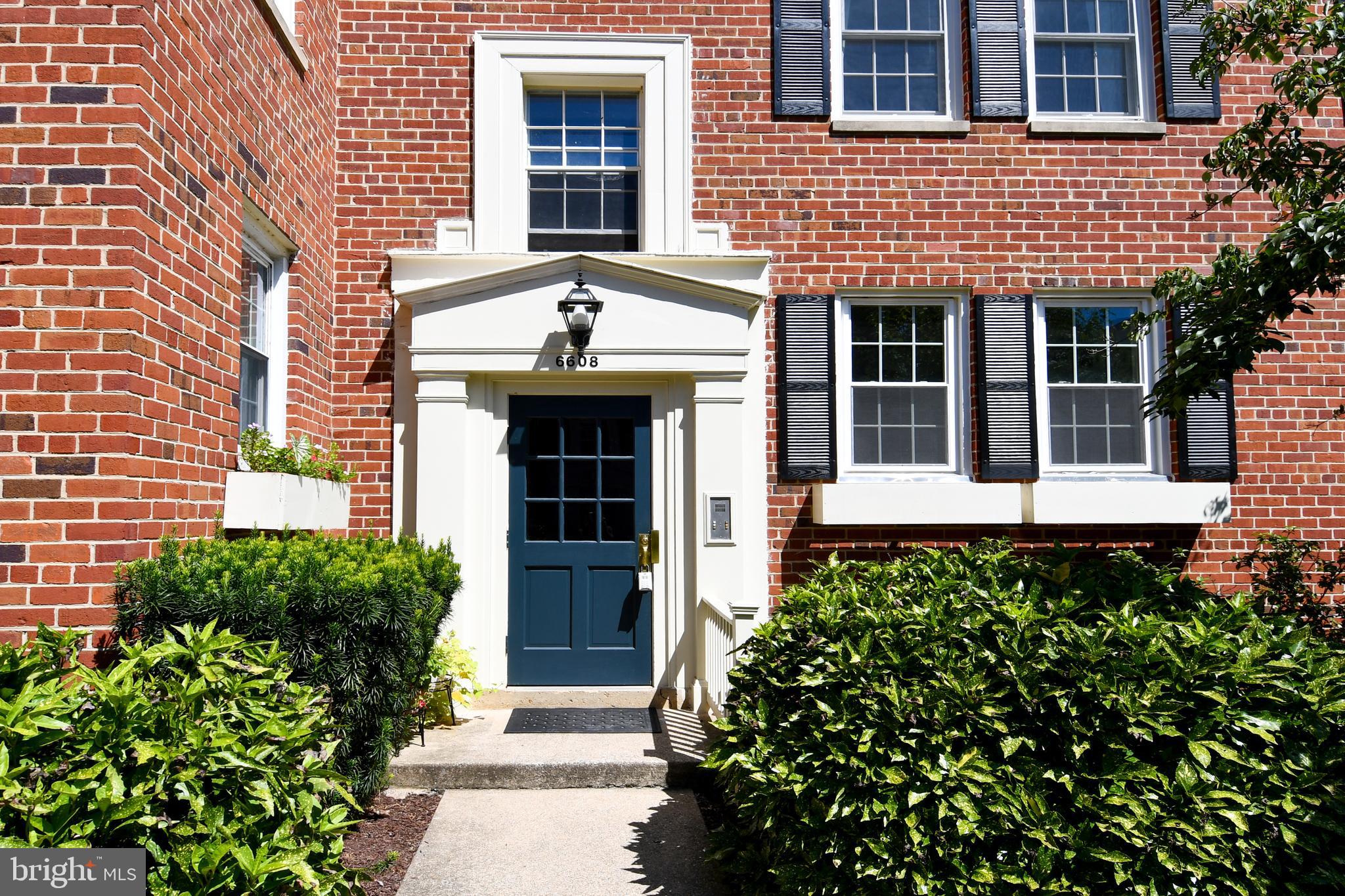 6608 Potomac Avenue, Unit B2 Alexandria, VA 22307 - Photo 3 of 34