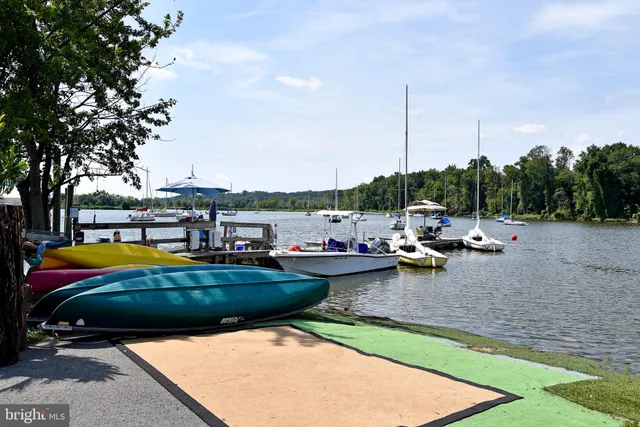 $319,000 | 6608 Potomac Avenue, Unit B2, Alexandria, VA 22307