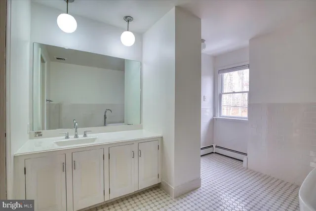 $4,500 | 1674 High Point Lane, Phoenixville, PA 19460