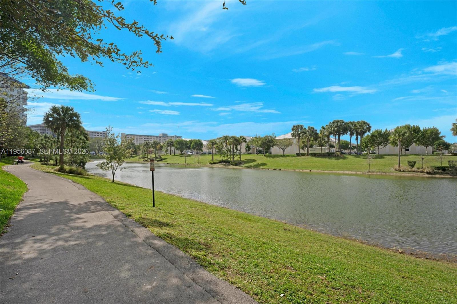 3850 Washington Street, Unit 702 Hollywood, FL 33021 - Photo 24 of 32