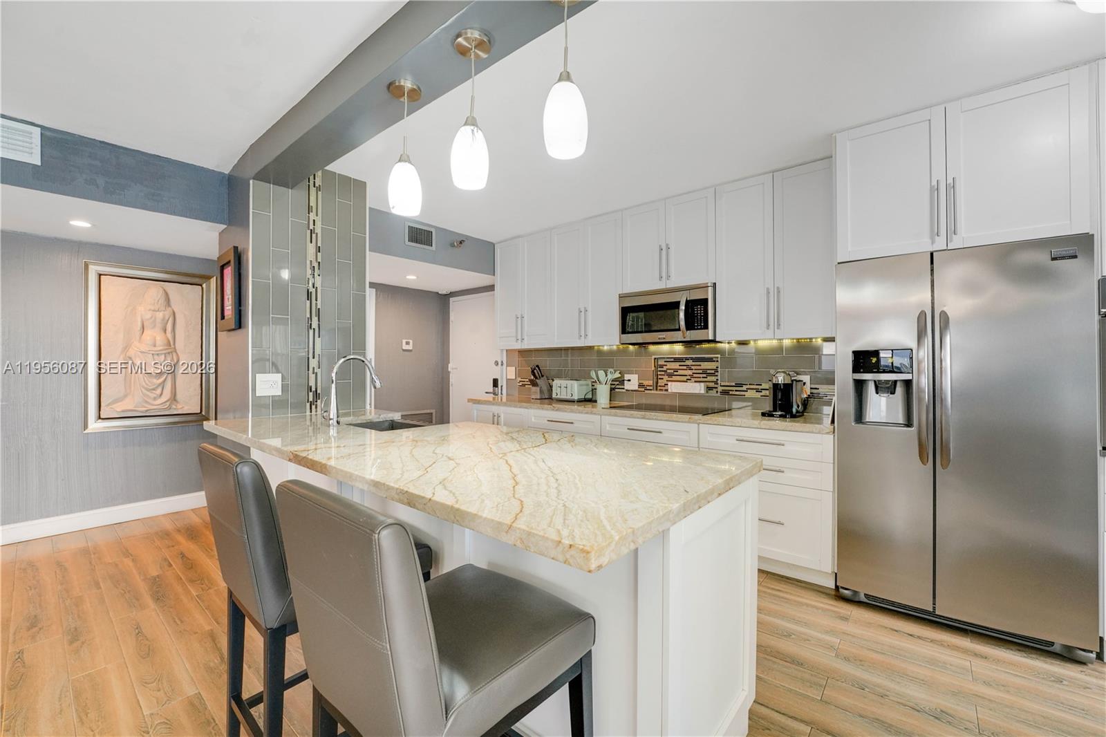 3850 Washington Street, Unit 702 Hollywood, FL 33021 - Photo 3 of 32