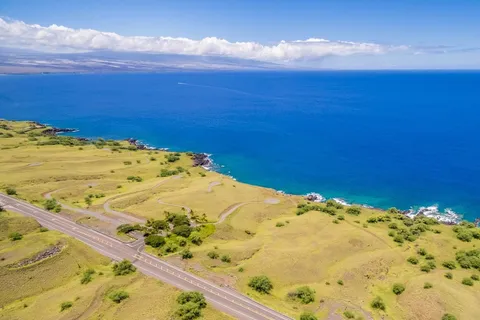 $28,000,000 | 1-8 Akoni Pule Highway, Kamuela, HI 96743
