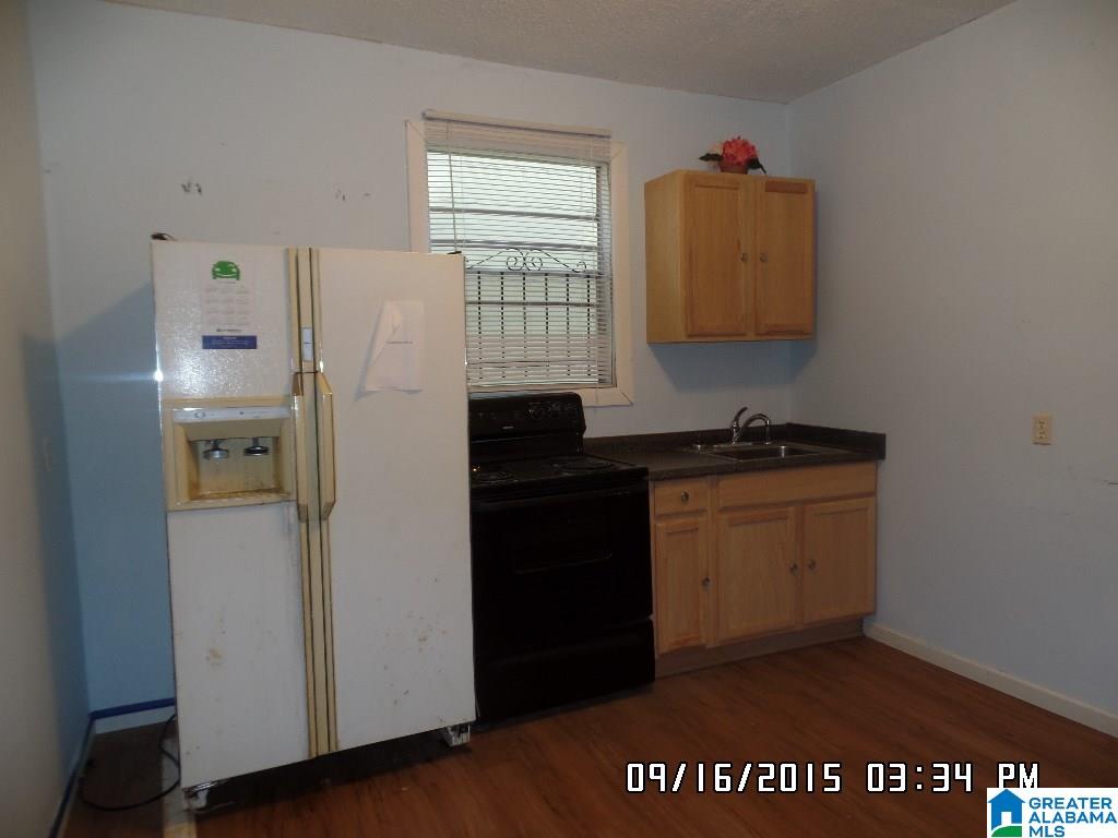 402 5th Street Southwest Birmingham, AL 35211 - Photo 12 of 14