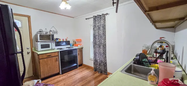 $105,000 | 945 North Summit Street, Morenci, MI 49256