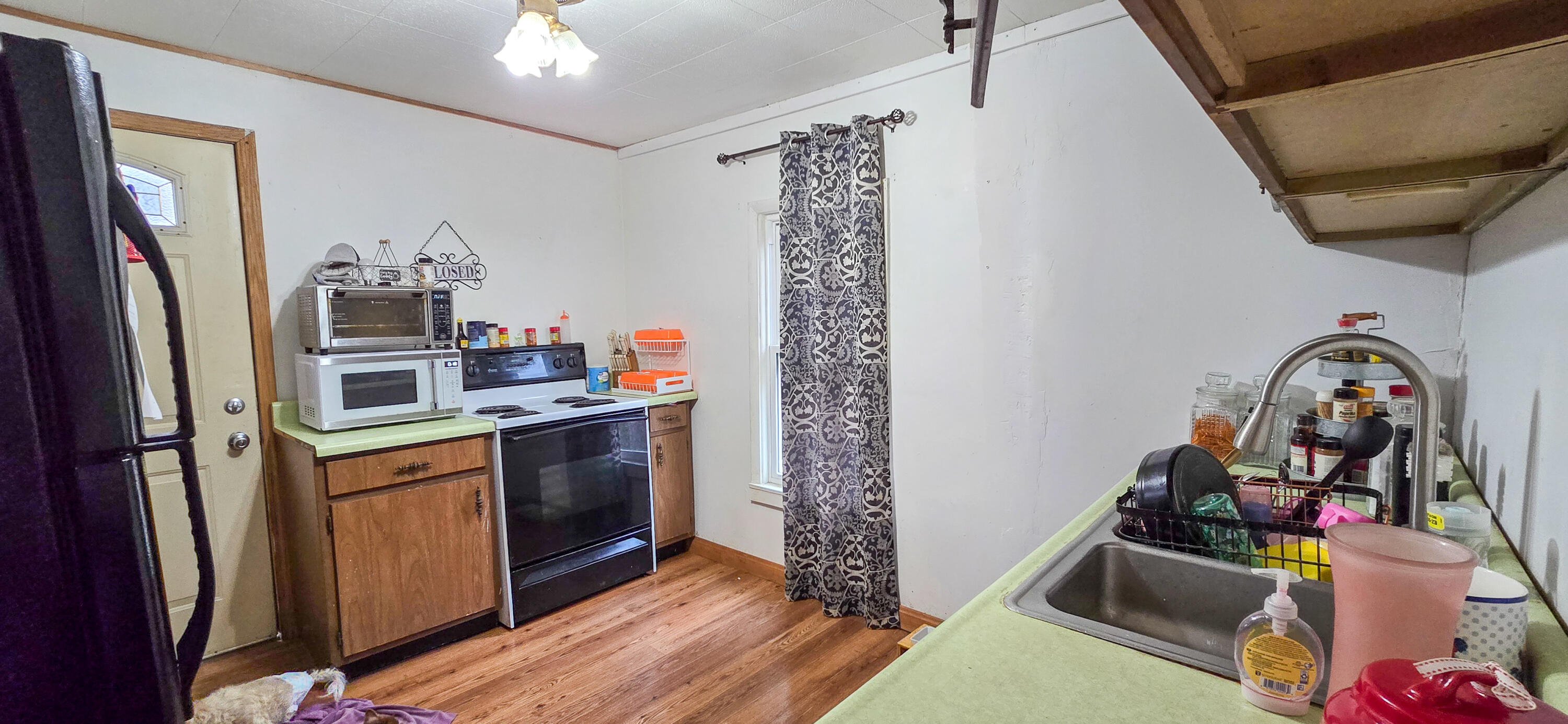 945 North Summit Street Morenci, MI 49256 - Photo 11 of 31 20251108_100939