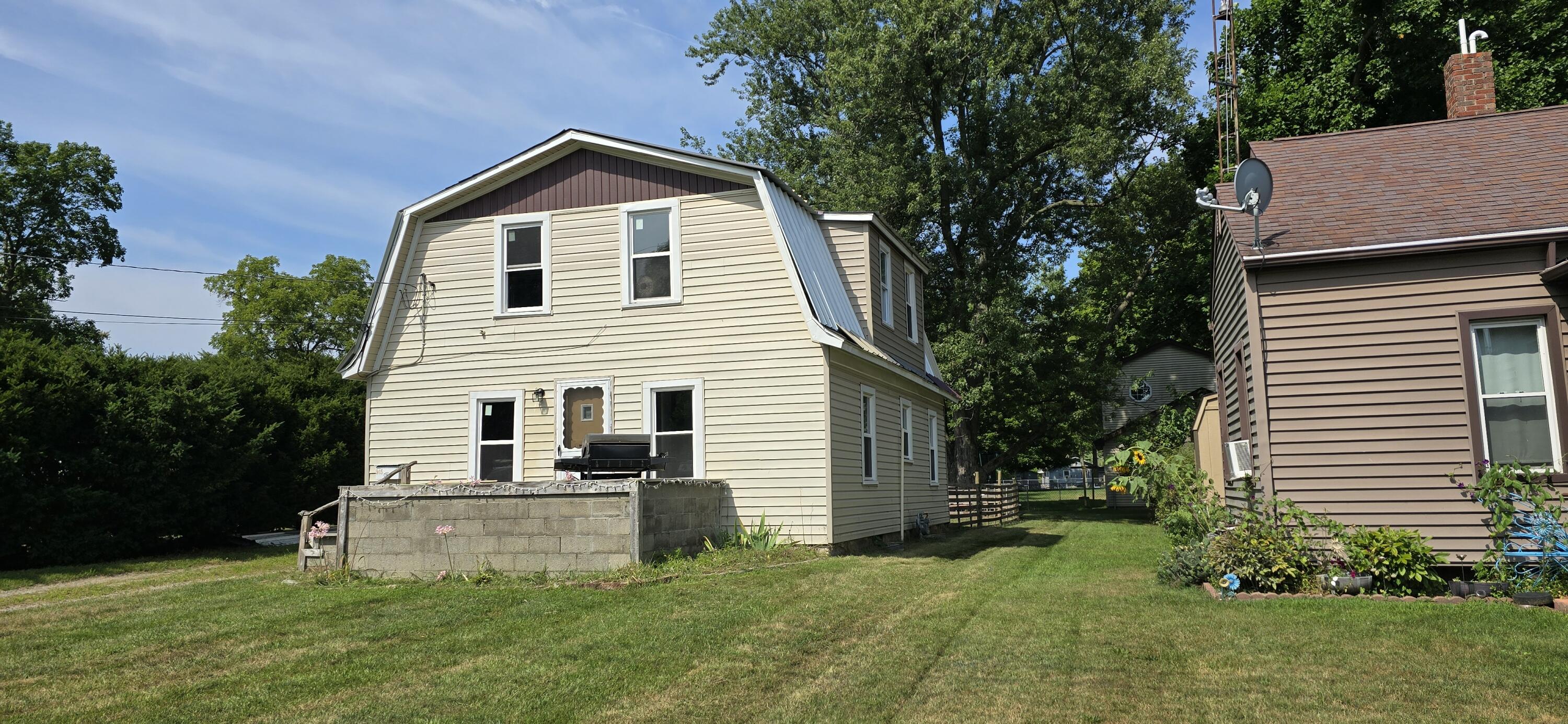 945 North Summit Street Morenci, MI 49256 - Photo 31 of 31 20240801_111233