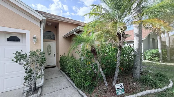$2,400 | 10216 Oasis Palm Drive, Tampa, FL 33615