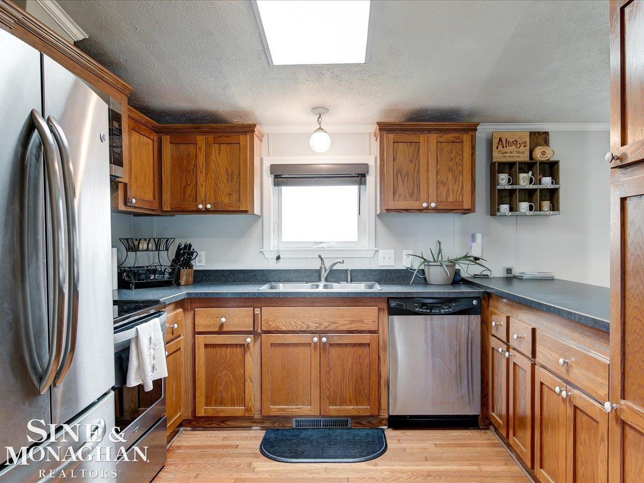 7379 Babcock Road Lexington, MI 48450 - Photo 11 of 31 Gallery Image 11