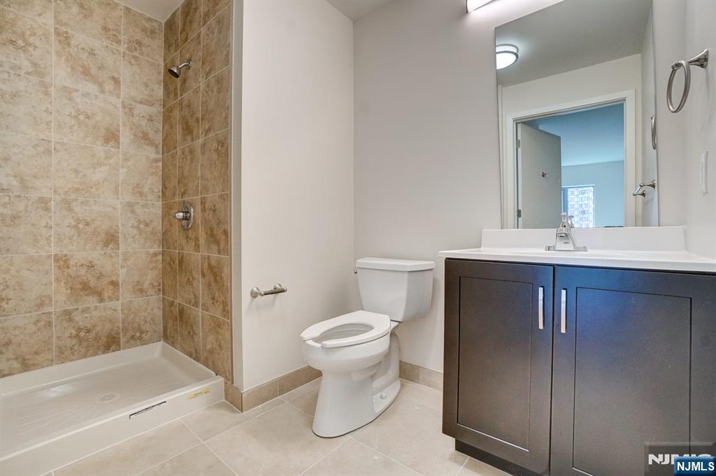 69 Main Street, Unit 1502 Fort Lee, NJ 07024 - Photo 12 of 27