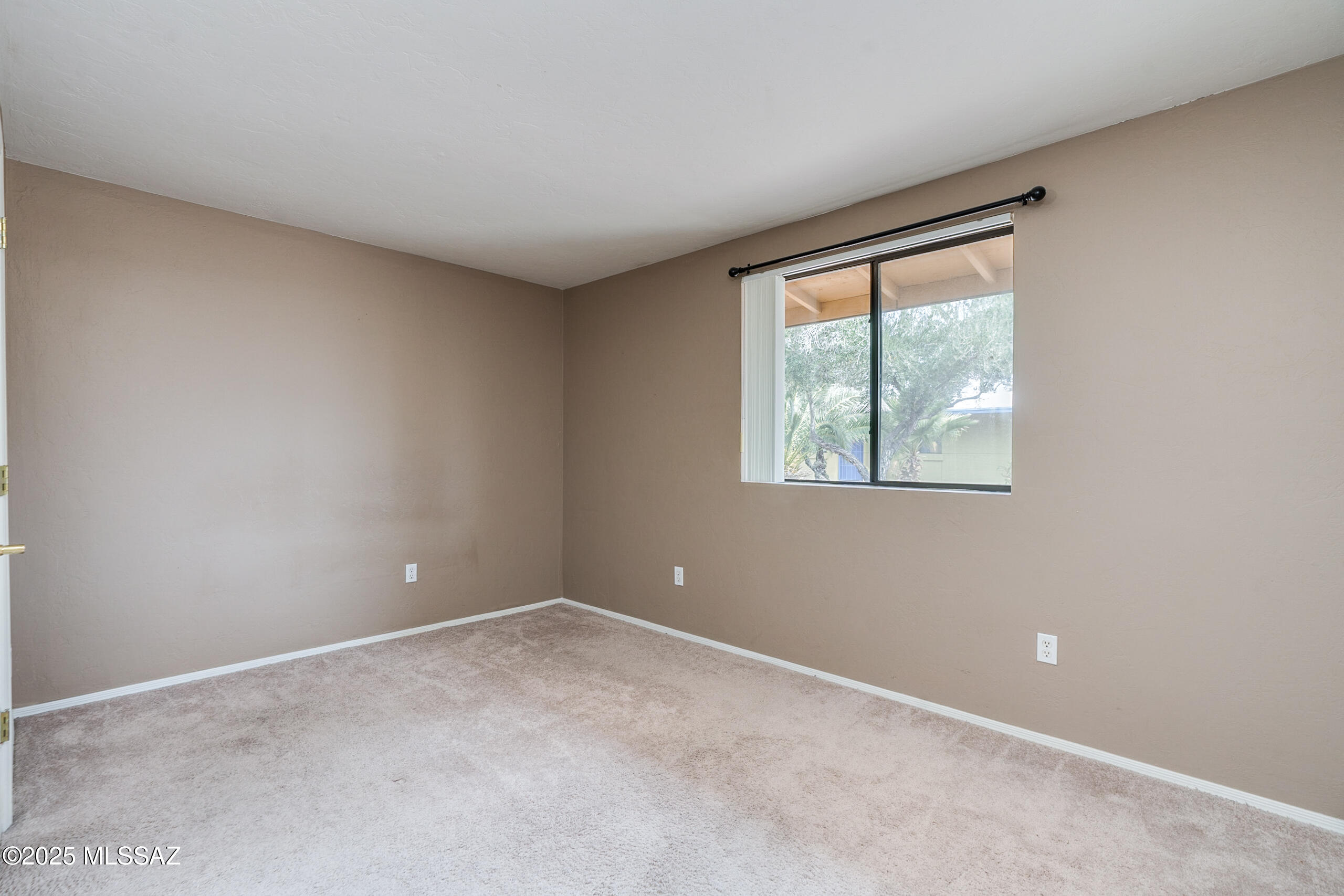 350 North Silverbell Road, Unit 176 Tucson, AZ 85745 - Photo 14 of 27 Gallery Image 14