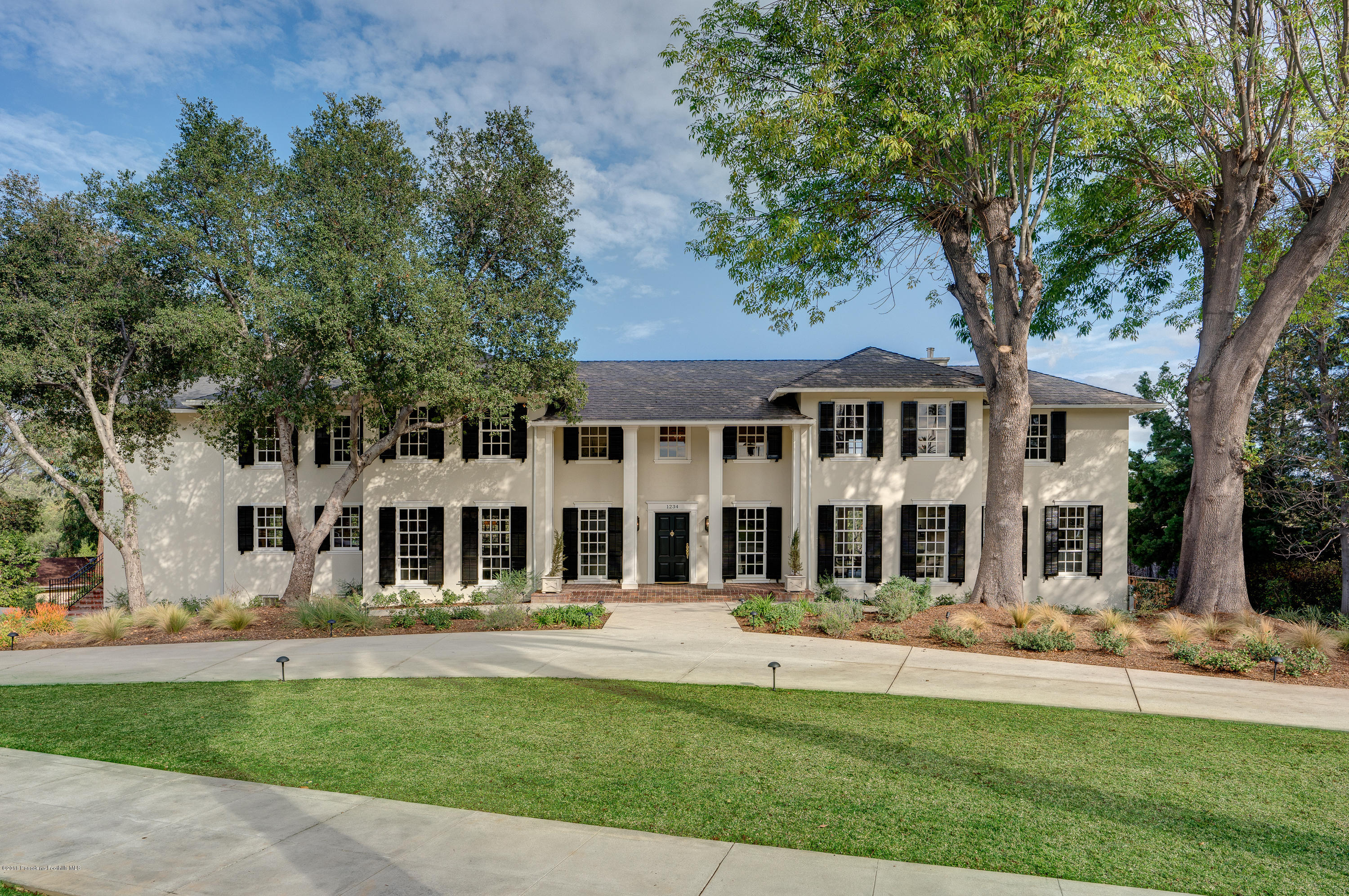 egpimaging_1234Hillcrest_003_MLS