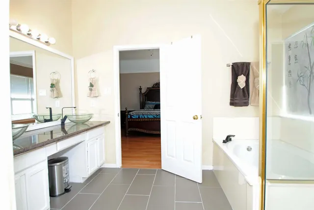 $335,000 | 6022 South Trafalgar Court, Katy, TX 77449