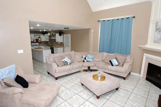 $335,000 | 6022 South Trafalgar Court, Katy, TX 77449