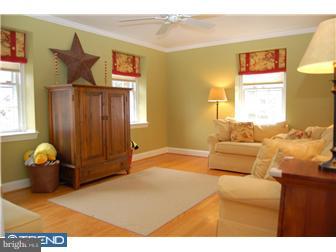 1129 Ashton Road Wynnewood, PA 19096 - Photo 4 of 12 Family Room