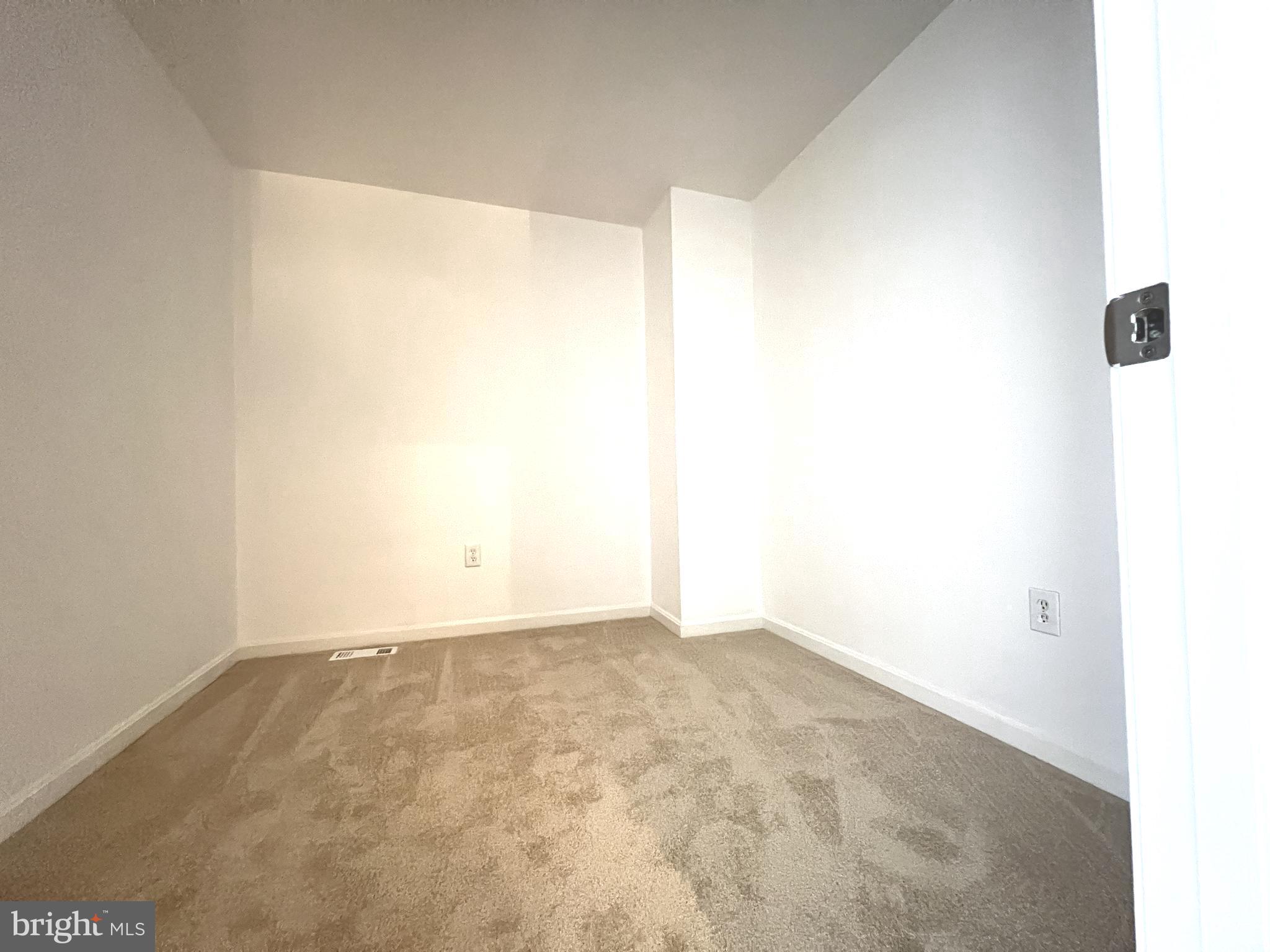 4971 Clarendon Terrace Frederick, MD 21703 - Photo 26 of 35 Den