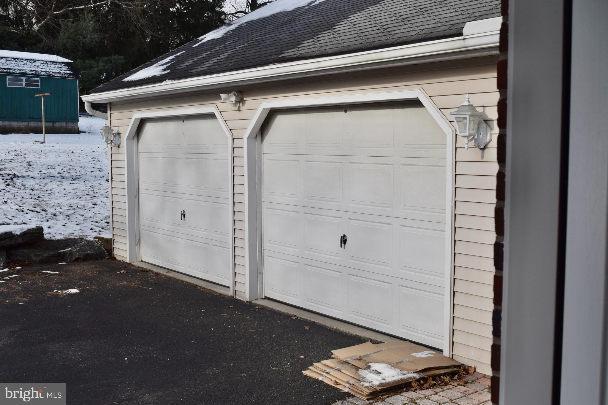 156 School House Road Lancaster, PA 17603 - Photo 2 of 26 Gallery Image 2