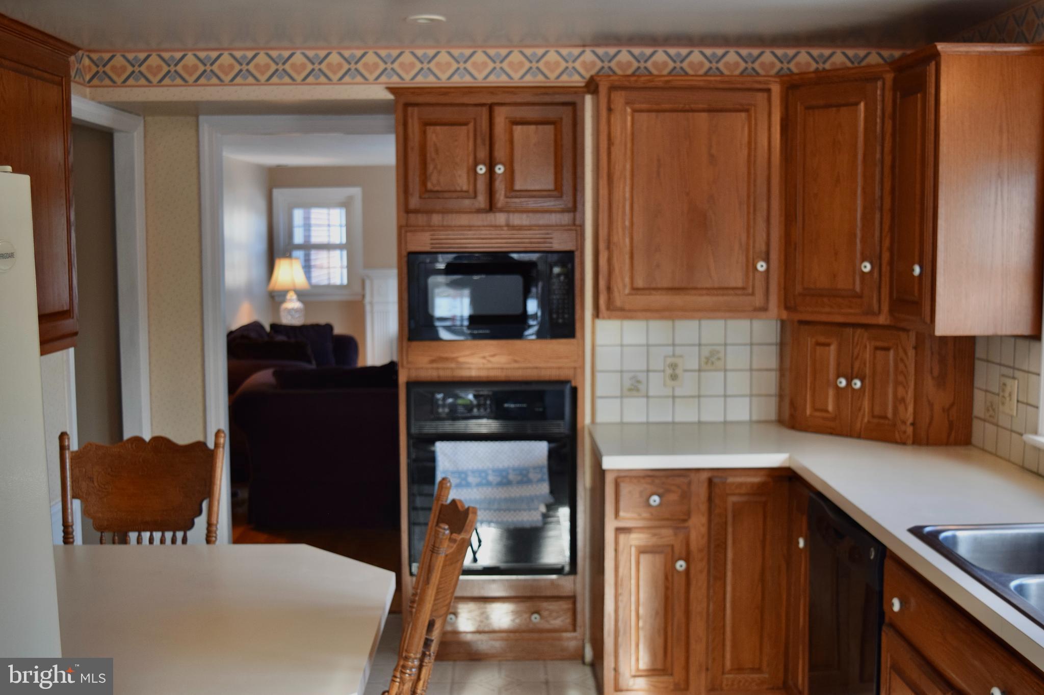 156 School House Road Lancaster, PA 17603 - Photo 6 of 26 Gallery Image 6