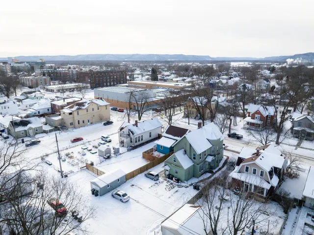 $350,000 | 1017 8th Street South, Unit 10151021, La Crosse, WI 54601