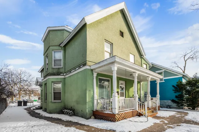 $350,000 | 1017 8th Street South, Unit 10151021, La Crosse, WI 54601