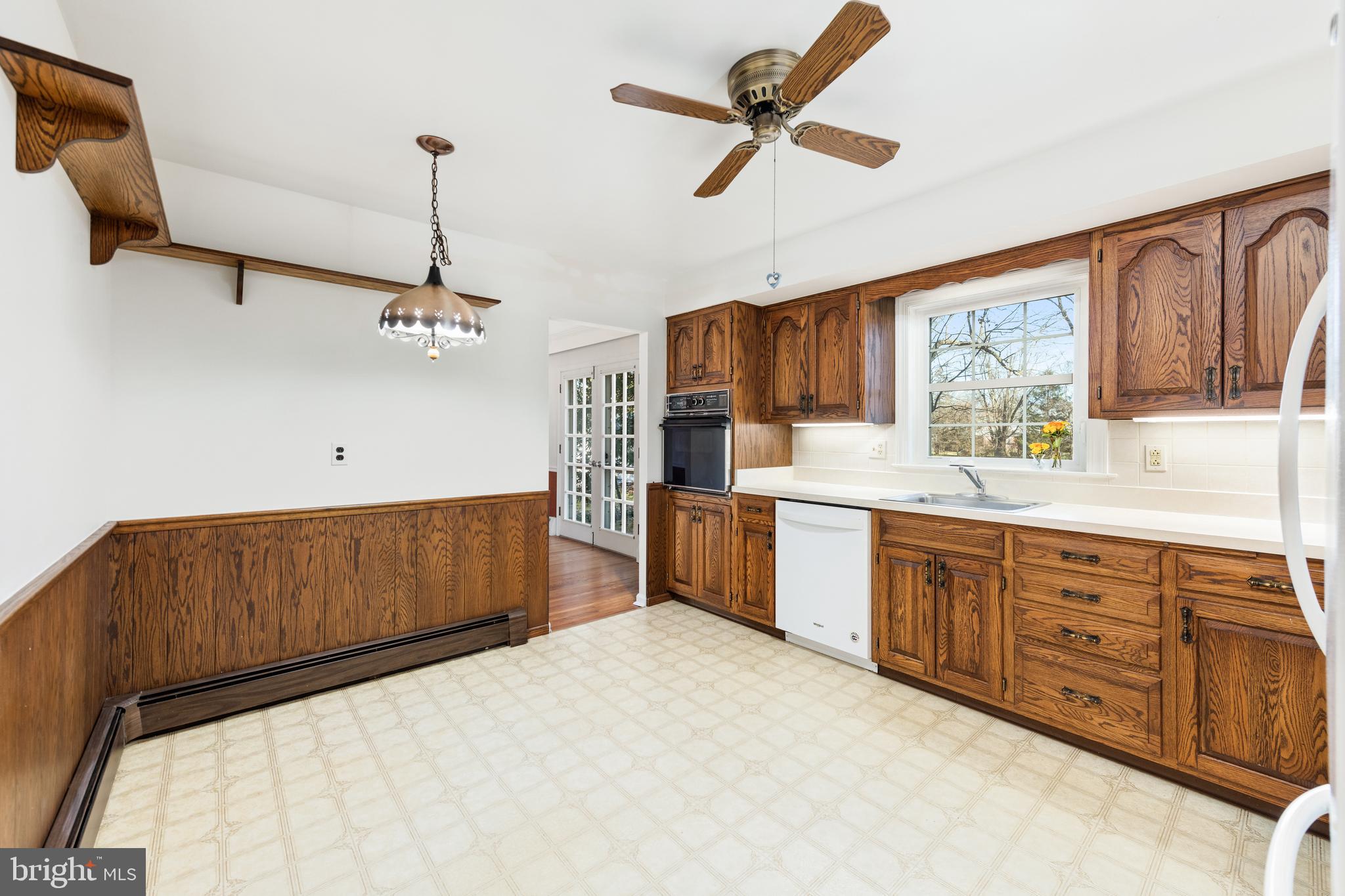711 North Whitford Road Exton, PA 19341 - Photo 8 of 25 Kitchen