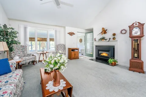 $525,000 | 7 Masters Court, Unit 464, Mashpee, MA 02649