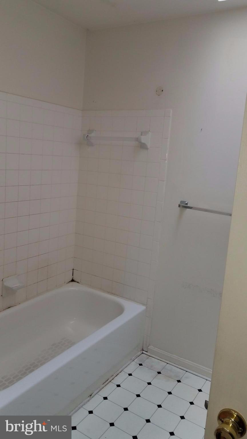 145 Gentlebrook Road Owings Mills, MD 21117 - Photo 13 of 25 Bath (Master)