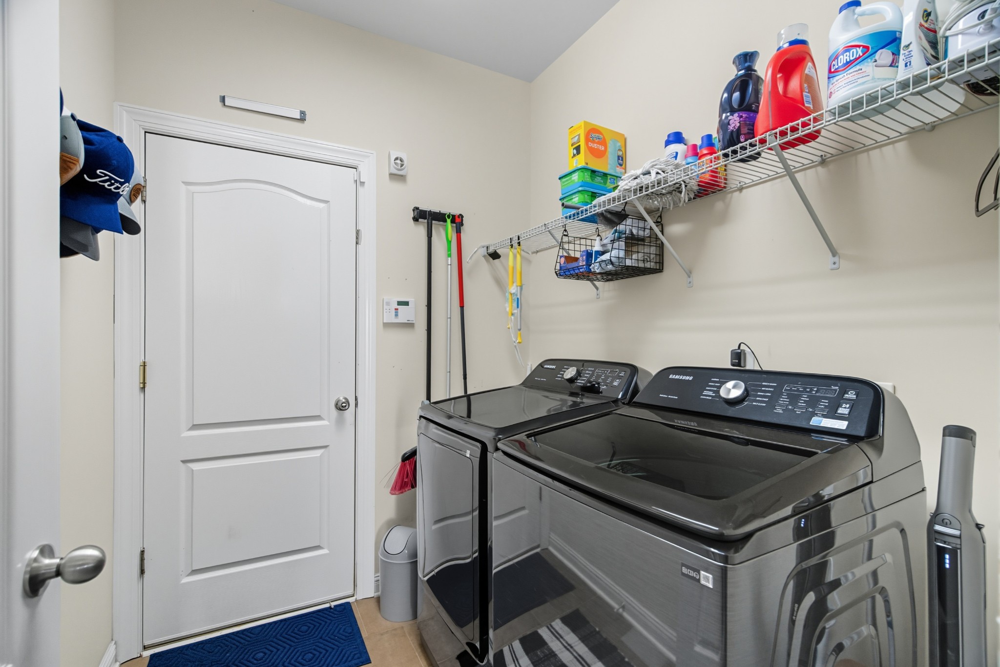 1511 Saddle View Mount Juliet, TN 37122 - Photo 21 of 52 a kitchen with a sink stove and refrigerator