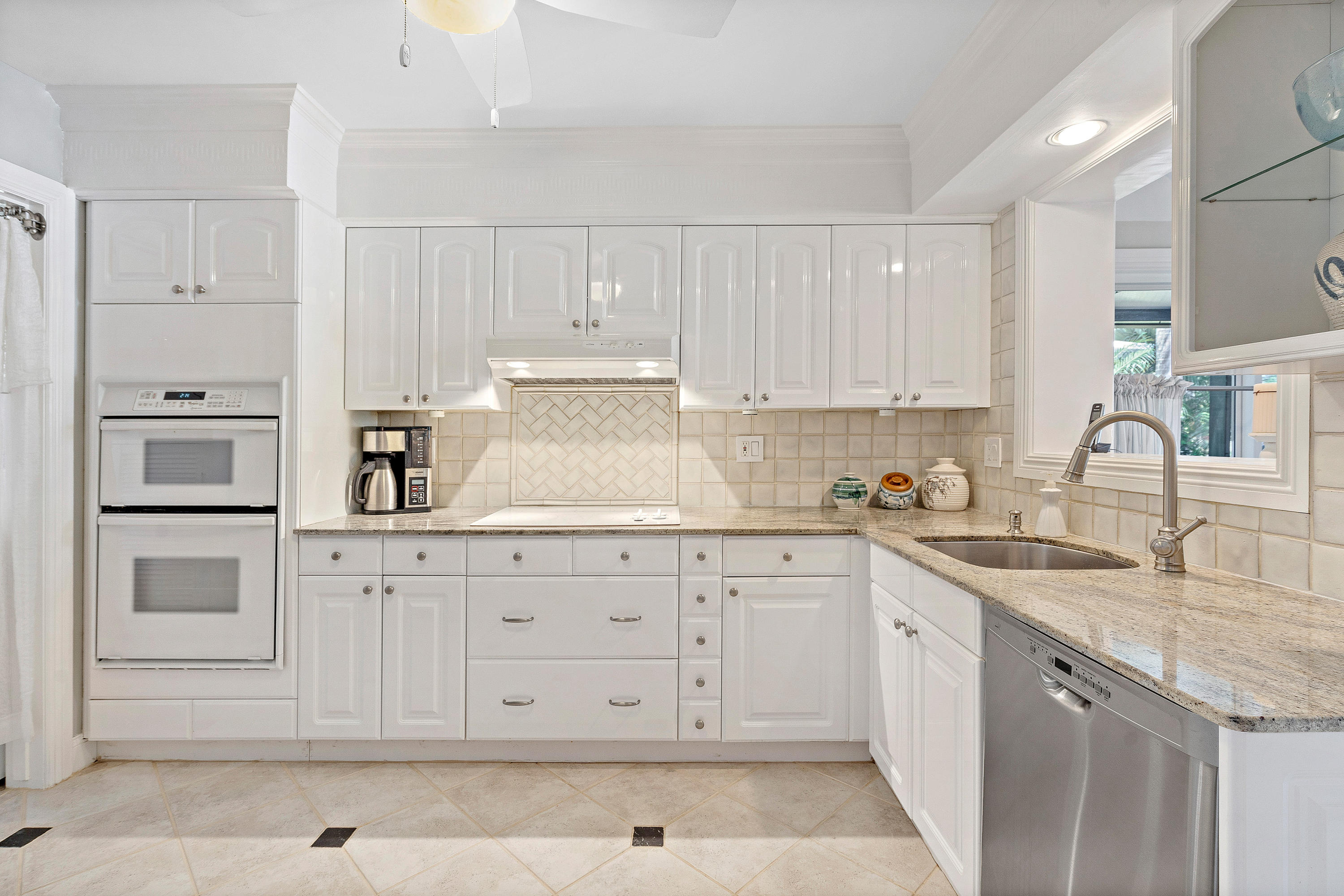 1101 Northwest 3rd Avenue Boca Raton, FL 33432 - Photo 11 of 27 Kitchen