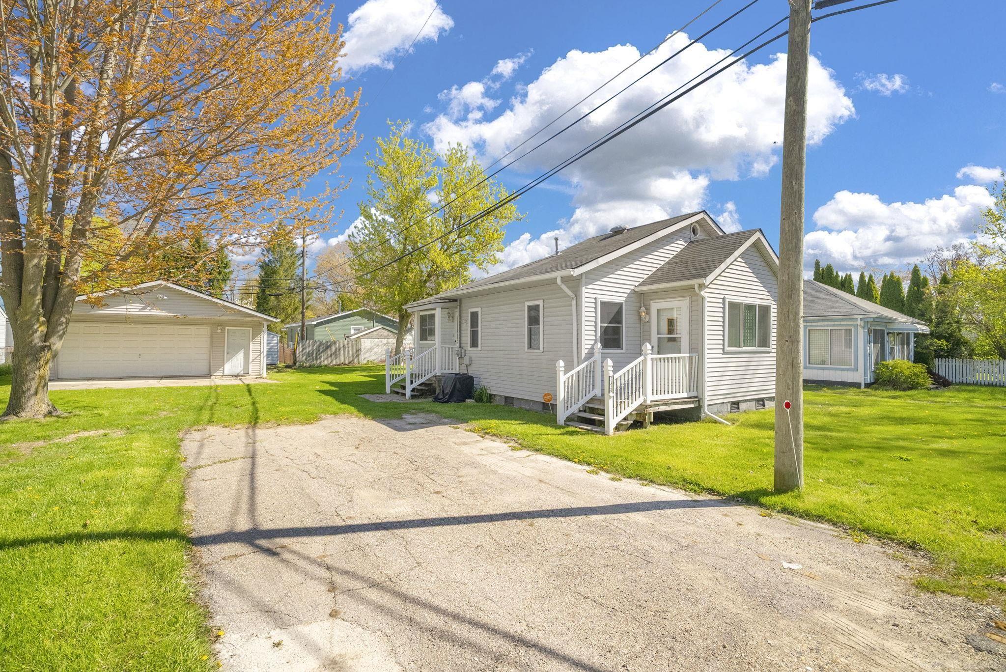 7329 Elm Road Lexington, MI 48450 - Photo 25 of 57