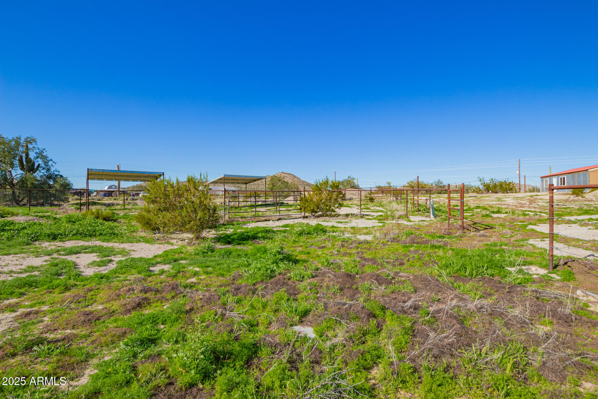 29042 North Brenner Pass Road San Tan Valley, AZ 85144 - Photo 18 of 24 a view of an ocean view