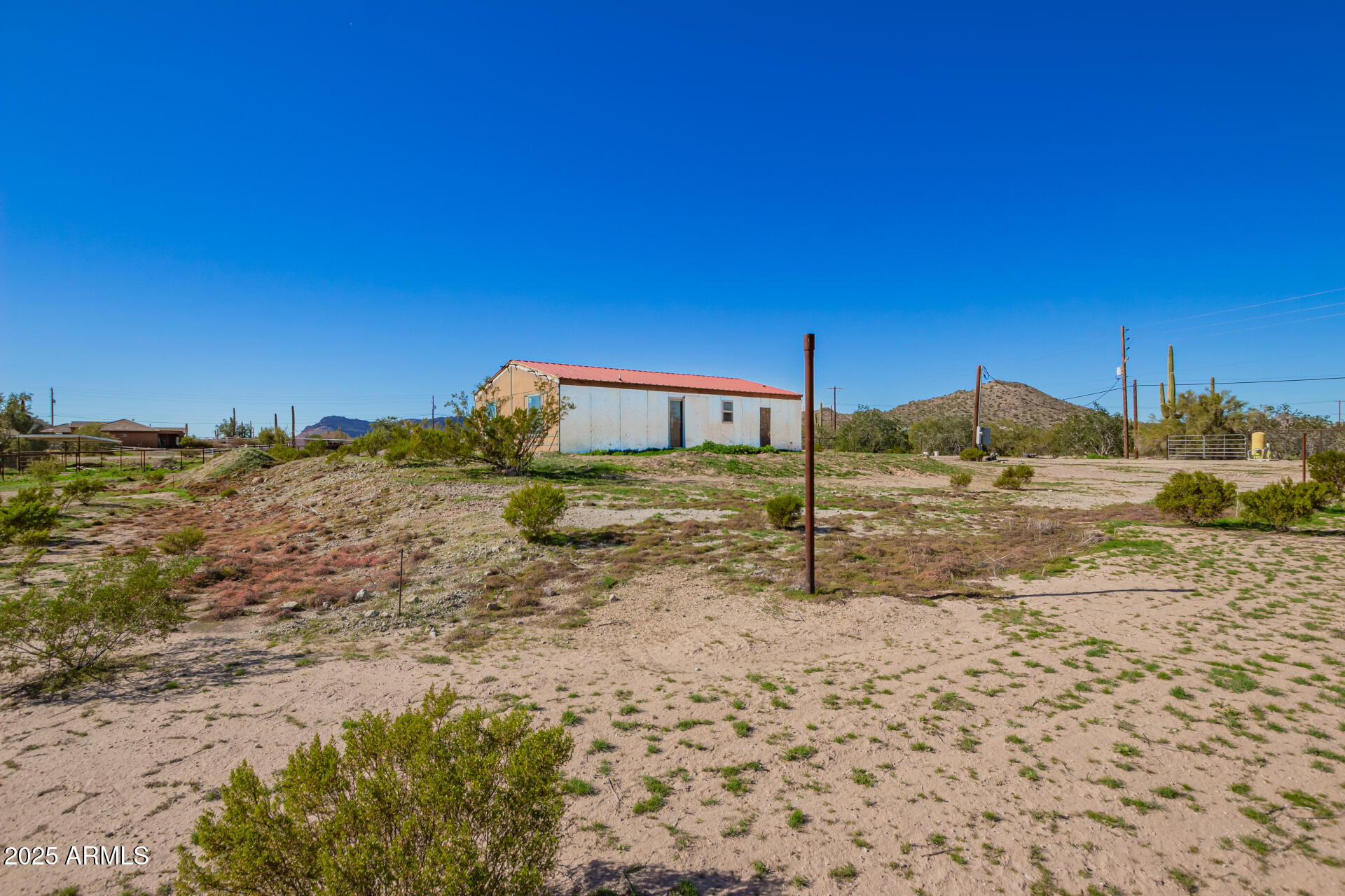 29042 North Brenner Pass Road San Tan Valley, AZ 85144 - Photo 8 of 24 a view of a backyard