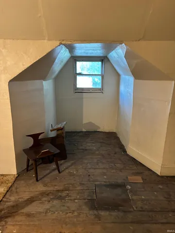 $129,900 | 11081 Old 41 North, Oaktown, IN 47561