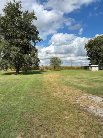 $129,900 | 11081 Old 41 North, Oaktown, IN 47561