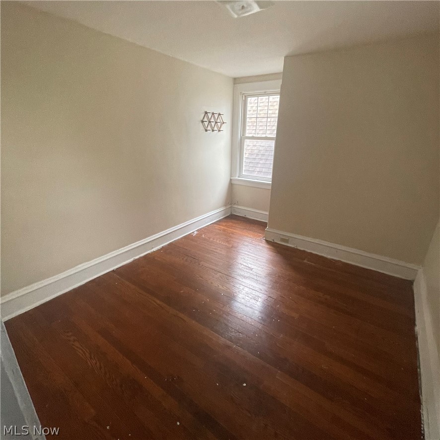3337 Sylvanhurst Road Cleveland Heights, OH 44112 - Photo 11 of 13 Bedroom