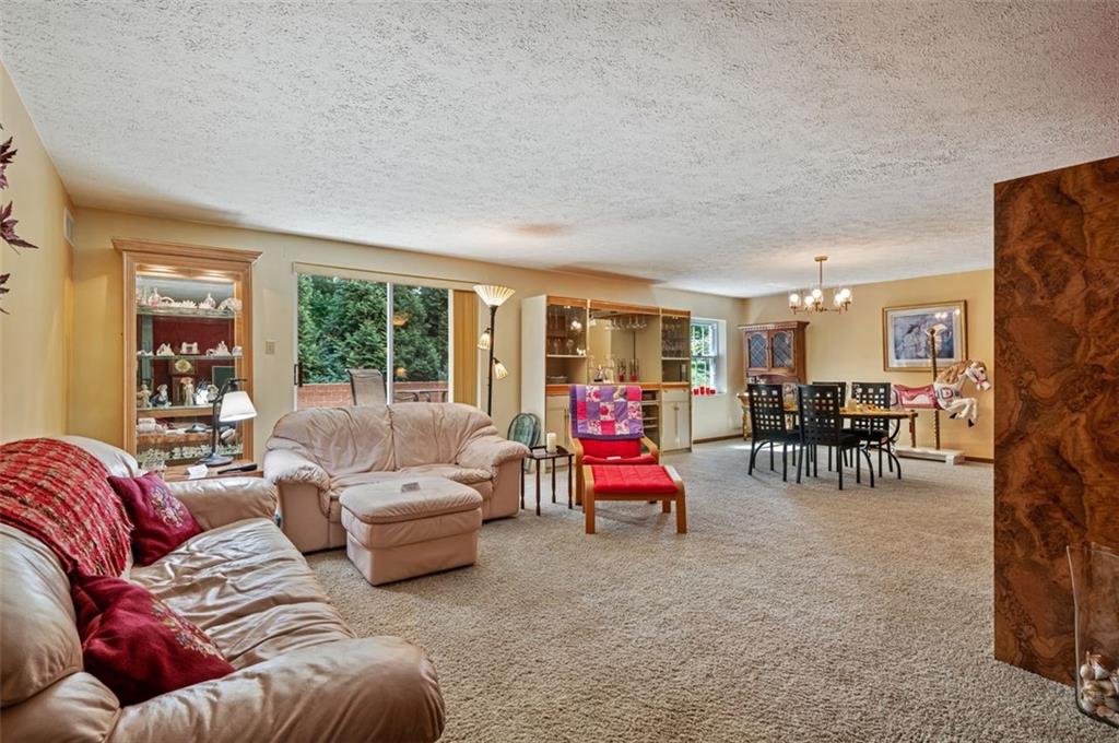 2850 Edgecliff Road, Unit 7 Lower Burrell, PA 15068 - Photo 5 of 30