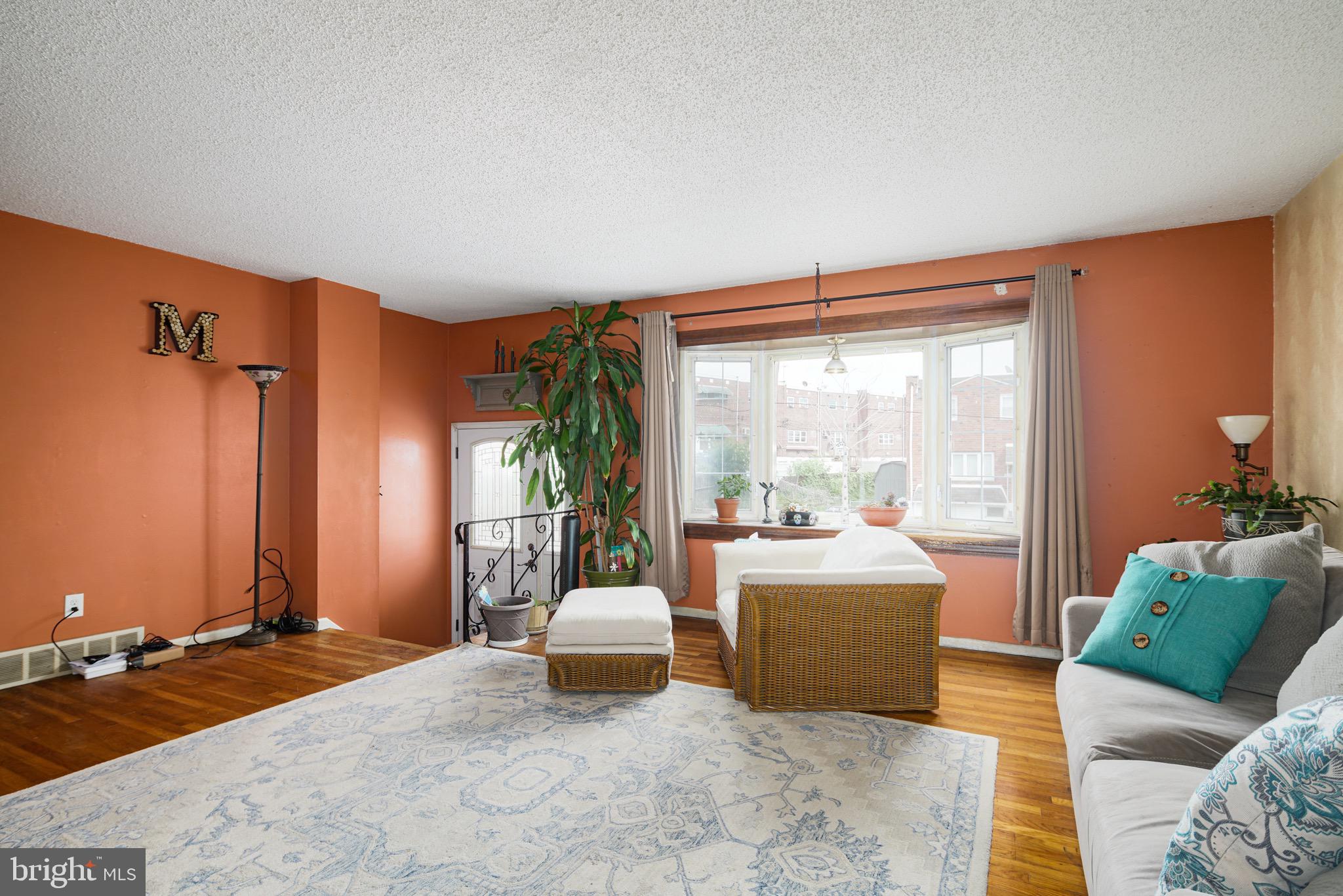 12120 Ranier Road Philadelphia, PA 19154 - Photo 4 of 22