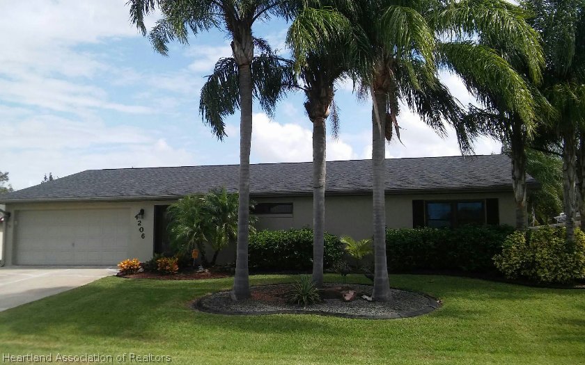 4206 Mandarin Road Sebring, FL 33875 - Photo 1 of 24