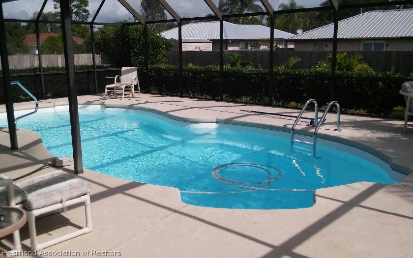 4206 Mandarin Road Sebring, FL 33875 - Photo 2 of 24
