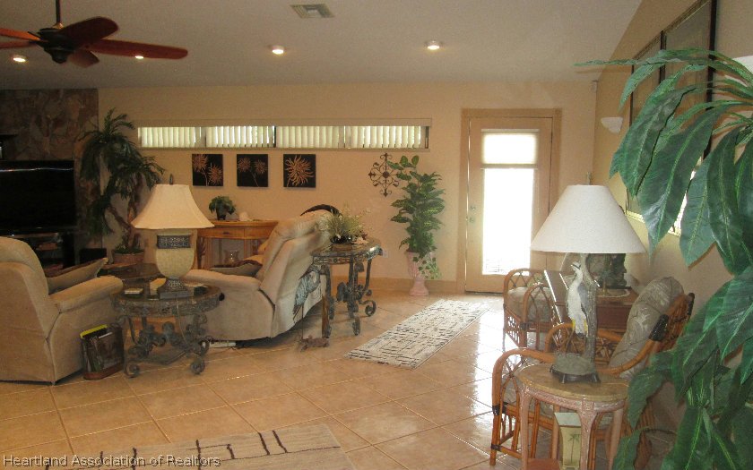 4206 Mandarin Road Sebring, FL 33875 - Photo 4 of 24