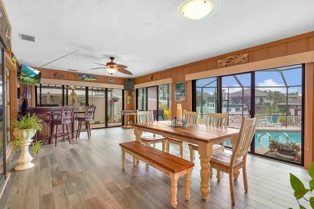 $942,000 | 4 Calusa Court, Palm Coast, FL 32137