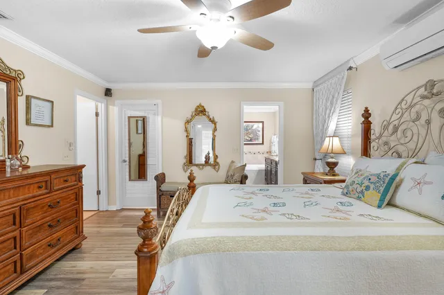 $942,000 | 4 Calusa Court, Palm Coast, FL 32137