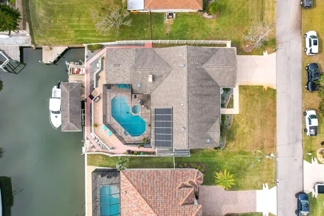 $942,000 | 4 Calusa Court, Palm Coast, FL 32137