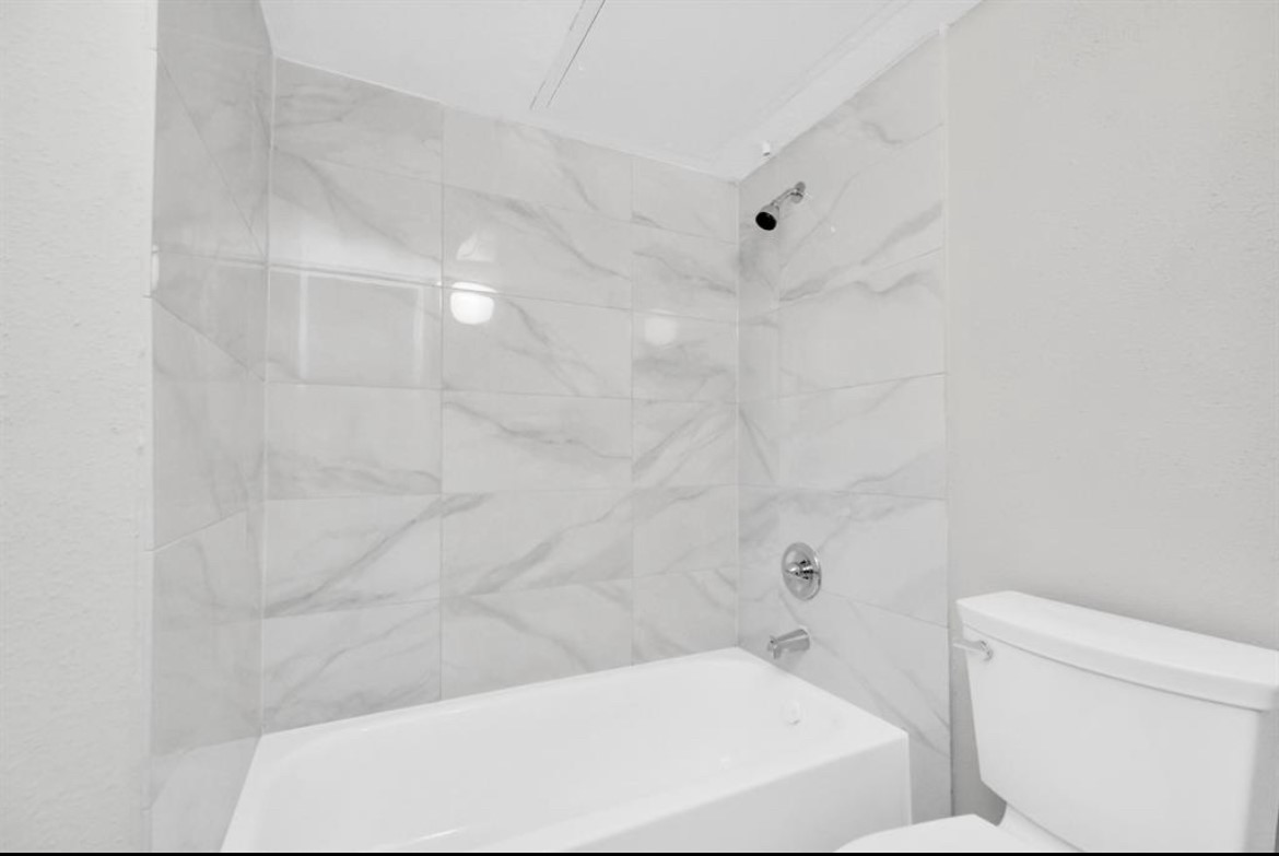 10101 South Gessner Road, Unit 811 Houston, TX 77071 - Photo 27 of 40 Gallery Image 27